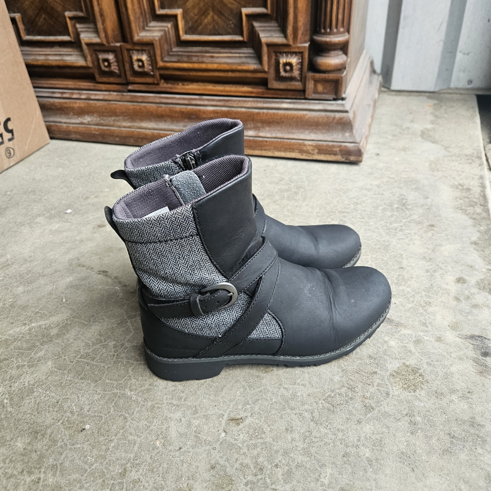 Eddie Bauer Moto Ankle Boots Black Buckle Zip Women’s Size 6